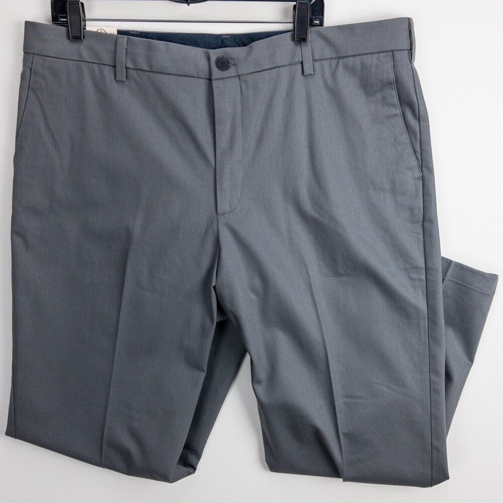 Dockers Signature Khakis Flat Front Men’s 40x29 Gray Twill Stretch NWT Workwear